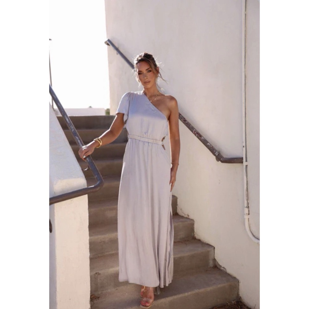 Promesa One-shoulder Metallic Maxi Dress Size M Silver Glam Goddess Ethereal